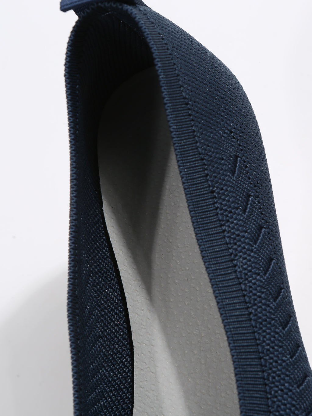 Four Seasons Large Size Women's Shoes New Breathable Casual Flat Soft Sole Comfortable Anti-slip Slip-on Lazy Shoes