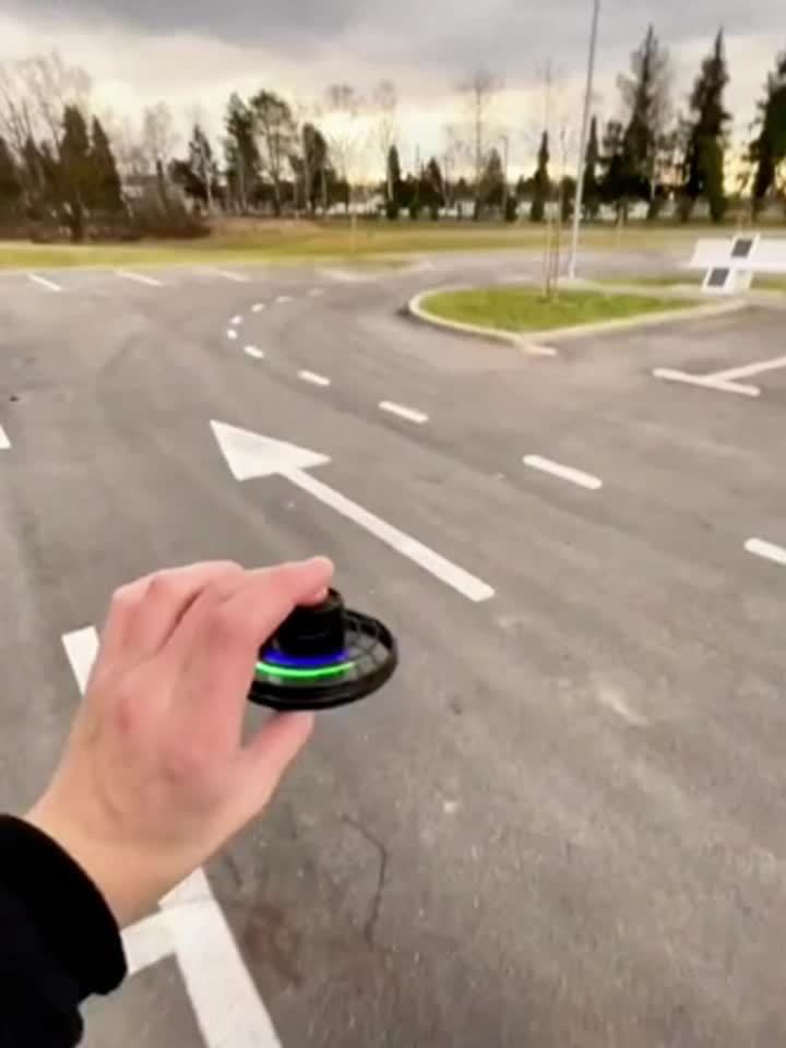 5th Generation Manual Mini Drone, UFO Magic Flying Ball With Lights, Floating Boomerang Fidget Spinner, Toys, Sensing Aircraft, 3-second Start, USB Charging, Gorgeous Lights Halloween Christmas Gifts