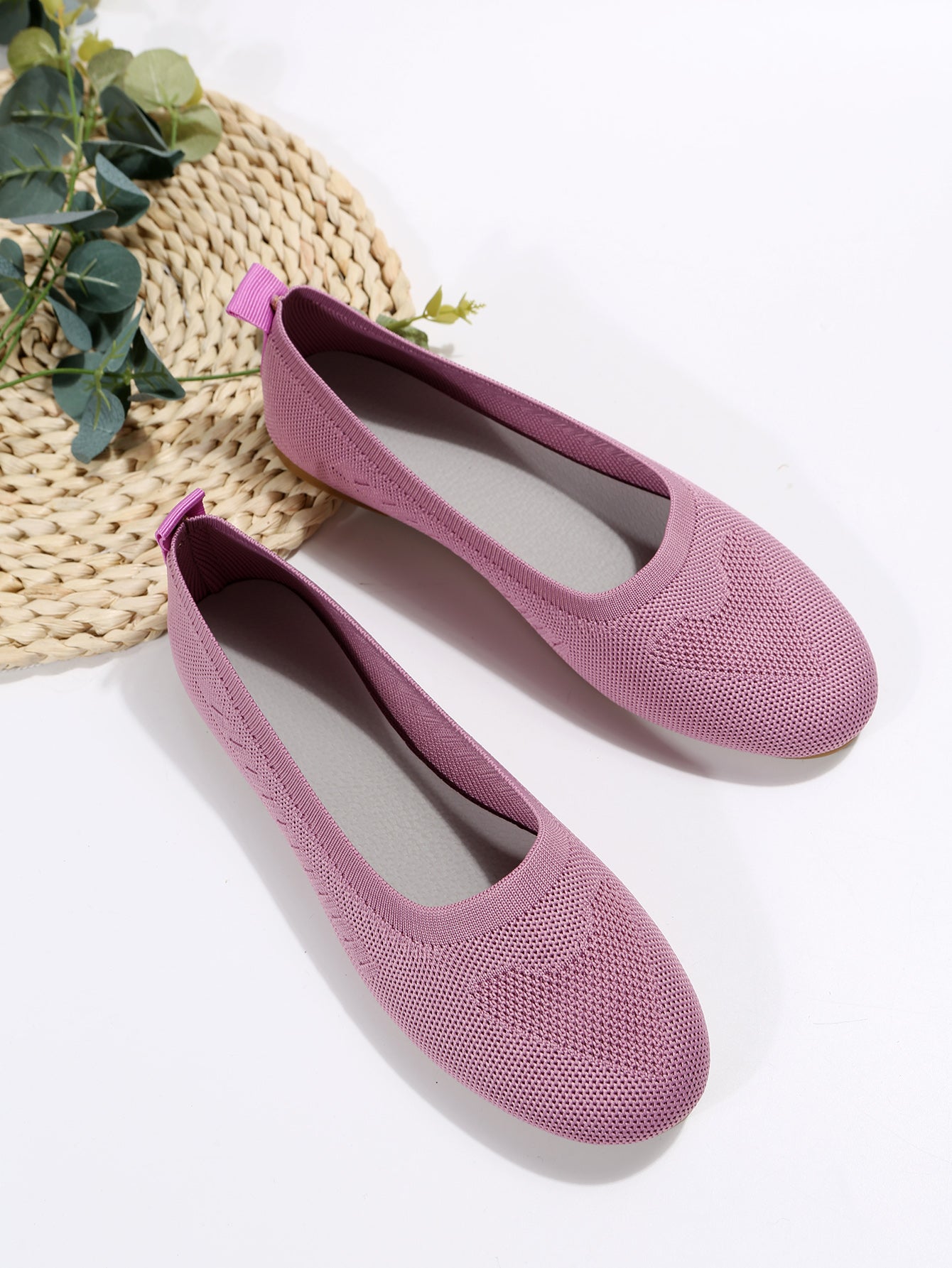 Four Seasons Large Size Women's Shoes New Breathable Casual Flat Soft Sole Comfortable Anti-slip Slip-on Lazy Shoes