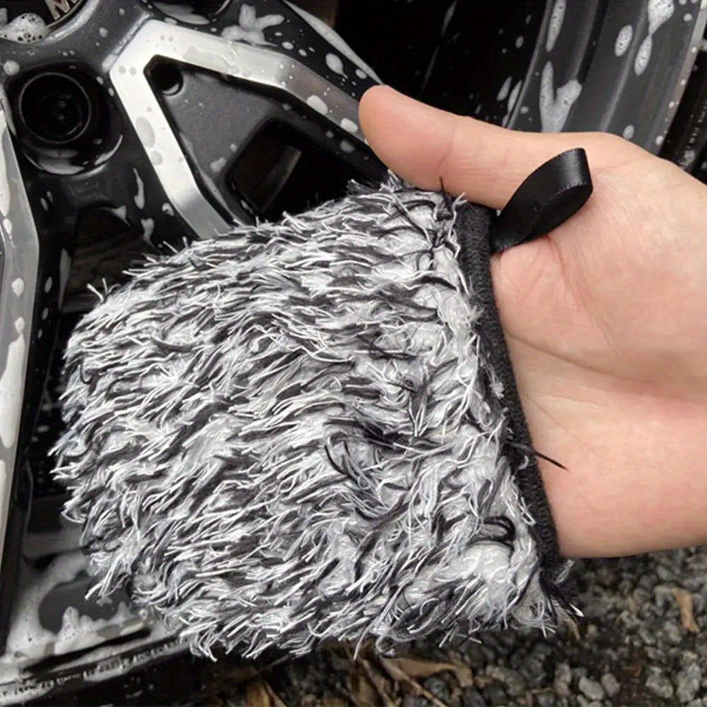 Two-sided Microfiber Wheel Detailed Washing Glove For Car Cleaning - Soft & Absorbent Microfiber - For Car Enthusiasts & Detailers - Perfect for Washing Cars & Trucks