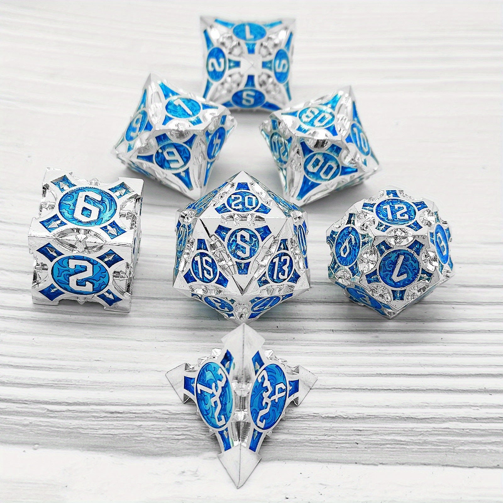Metal Dice Set, 7 Die Metal Polyhedral Dice Set With Gift Metal Box And Golden Number For Metal Dice Set Christmas, Halloween, Thanksgiving Gift, gaming gift