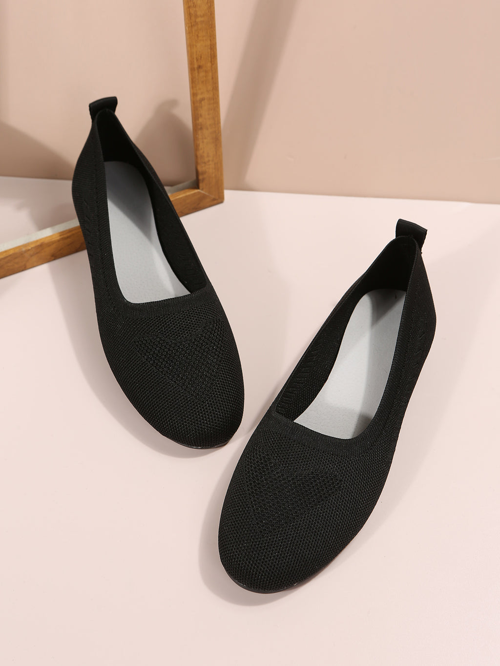 Four Seasons Large Size Women's Shoes New Breathable Casual Flat Soft Sole Comfortable Anti-slip Slip-on Lazy Shoes
