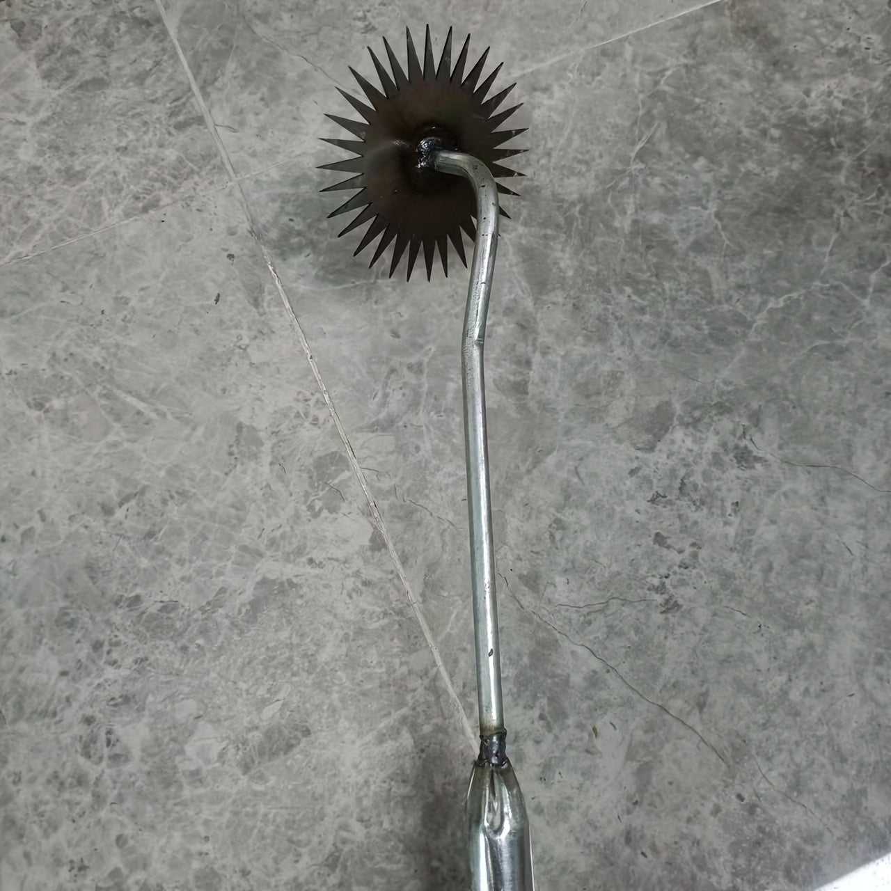 1pc Uprooting Weeding Tool, Forged Weeder Rake, Hand Weeder Tool For Gardening, Patio, Garden Path For Weeding, Soil Loosening, Digging, Hand Tool