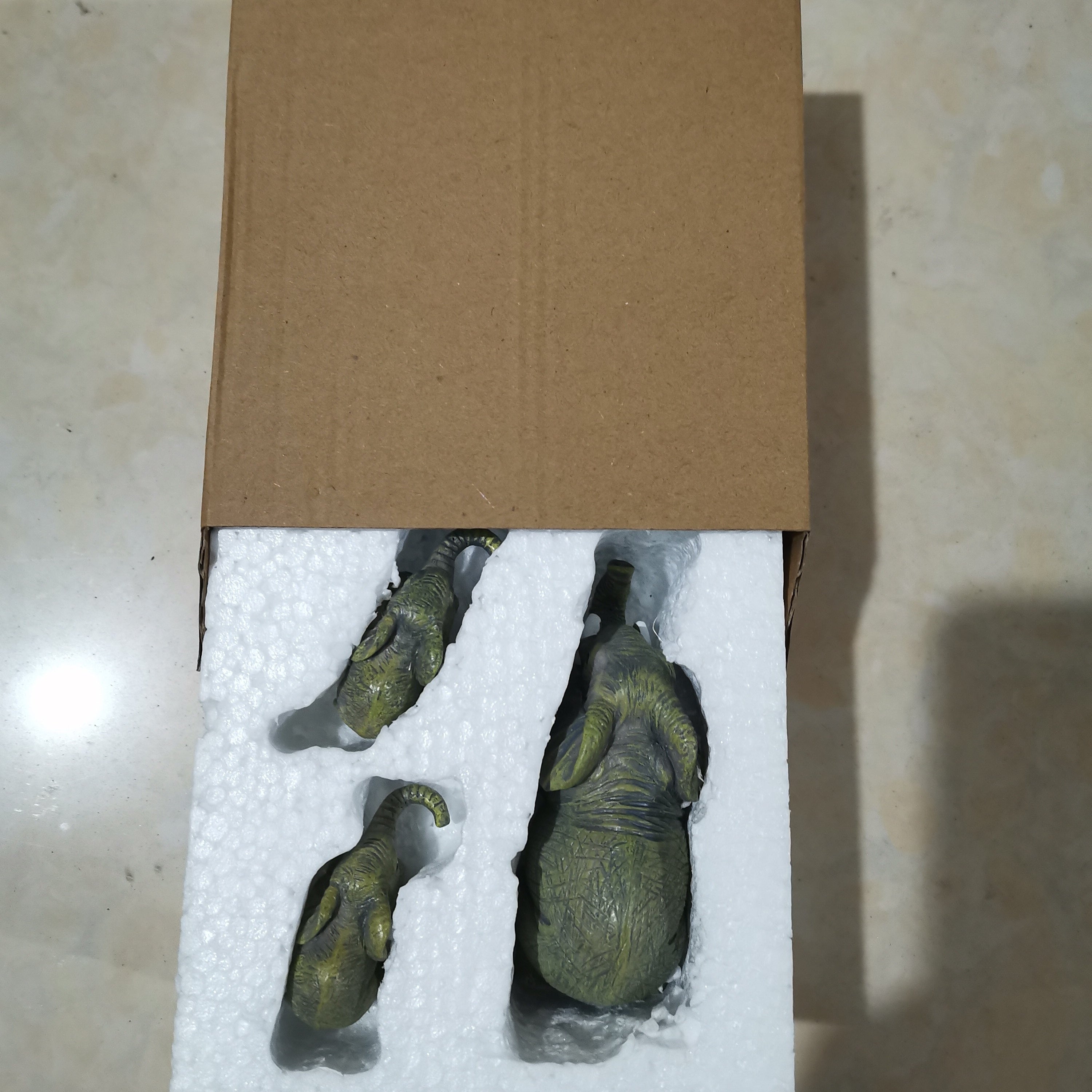 3pcs/set Adorable Elephant Hanging Decor - Resin Crafts for Home and Room Decor