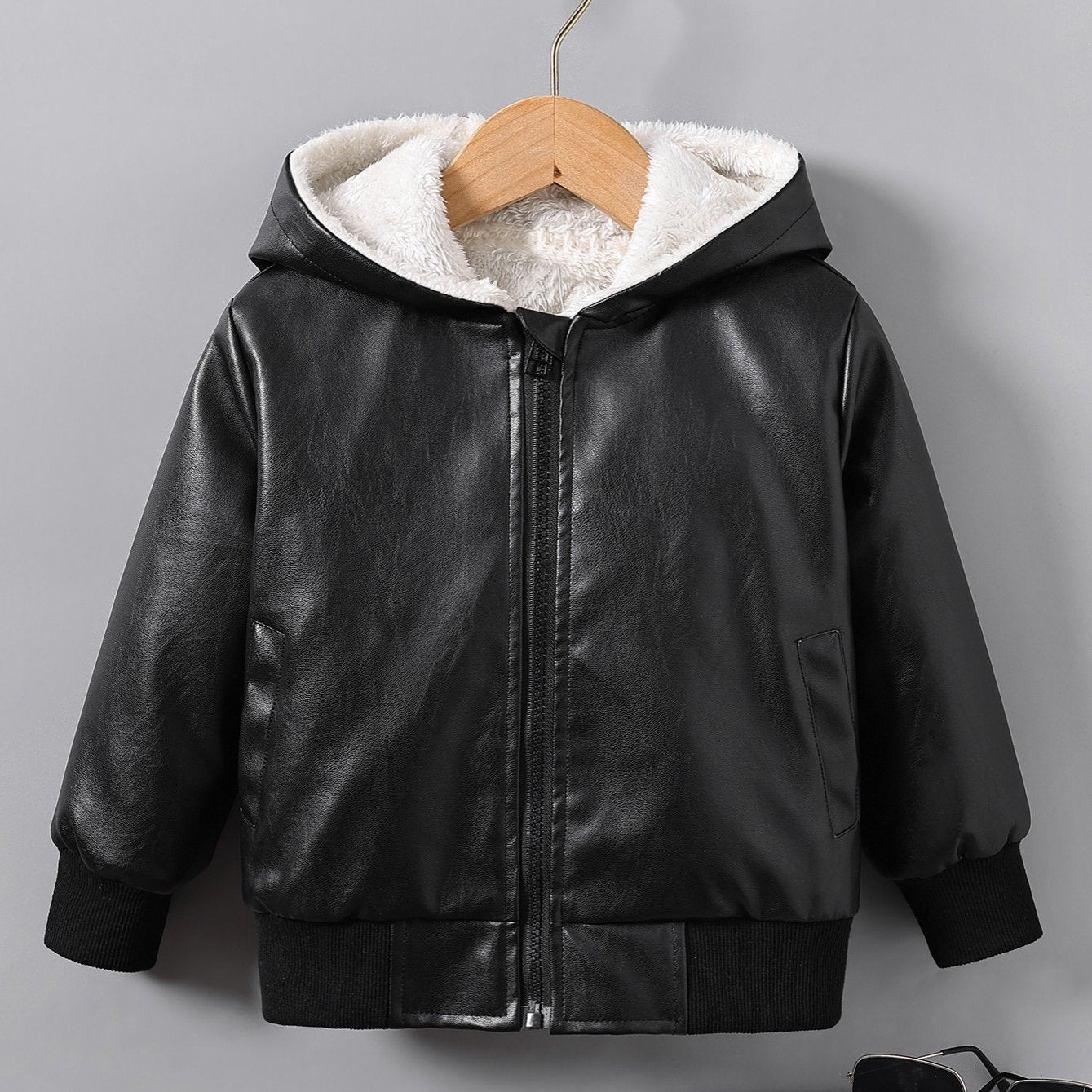 Boys' Faux Leather Jacket with Fleece Lining - Thickened Winter Coat, Full-Zip Front Closure, Machine Washable, Casual Style for Fall/Winter, Regular Fit