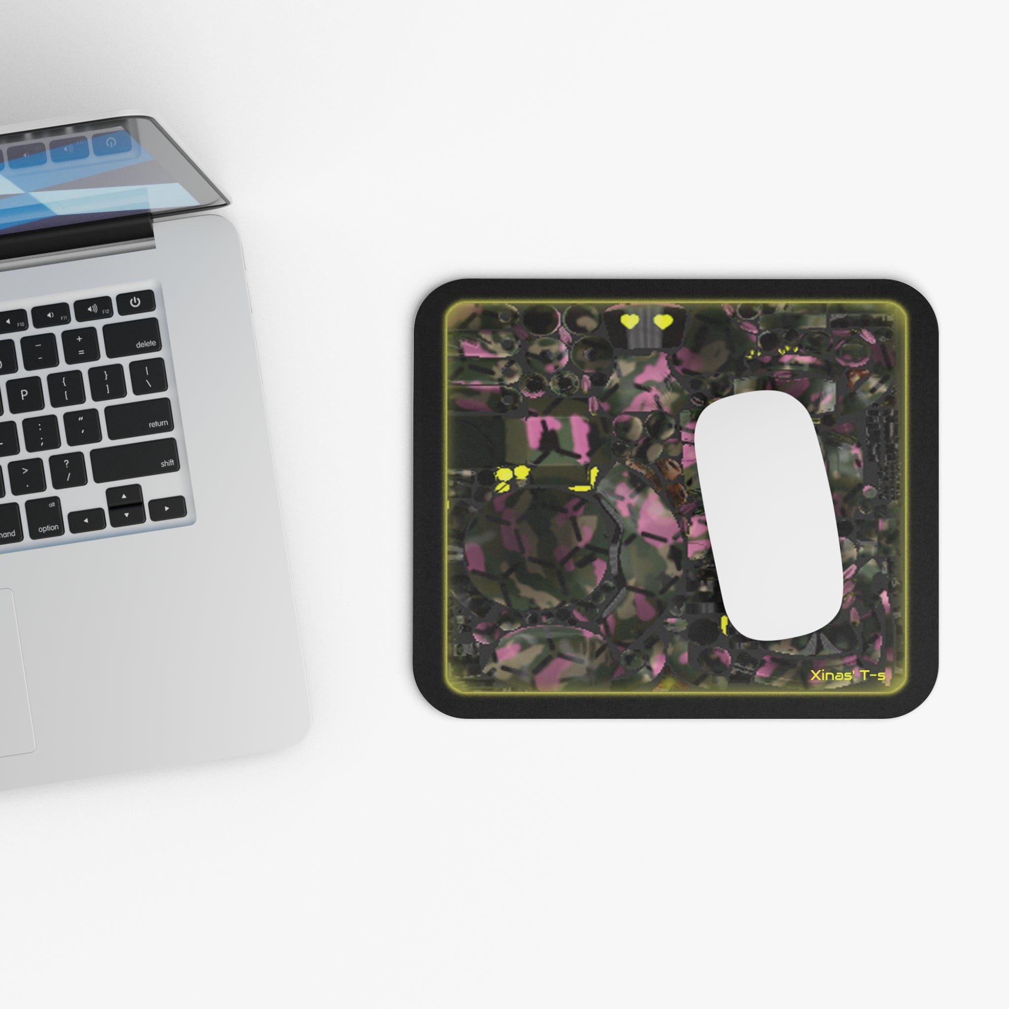 Robot Gurl Texture Map Yellow Glow Mouse Pad — Gaming Desk Mat