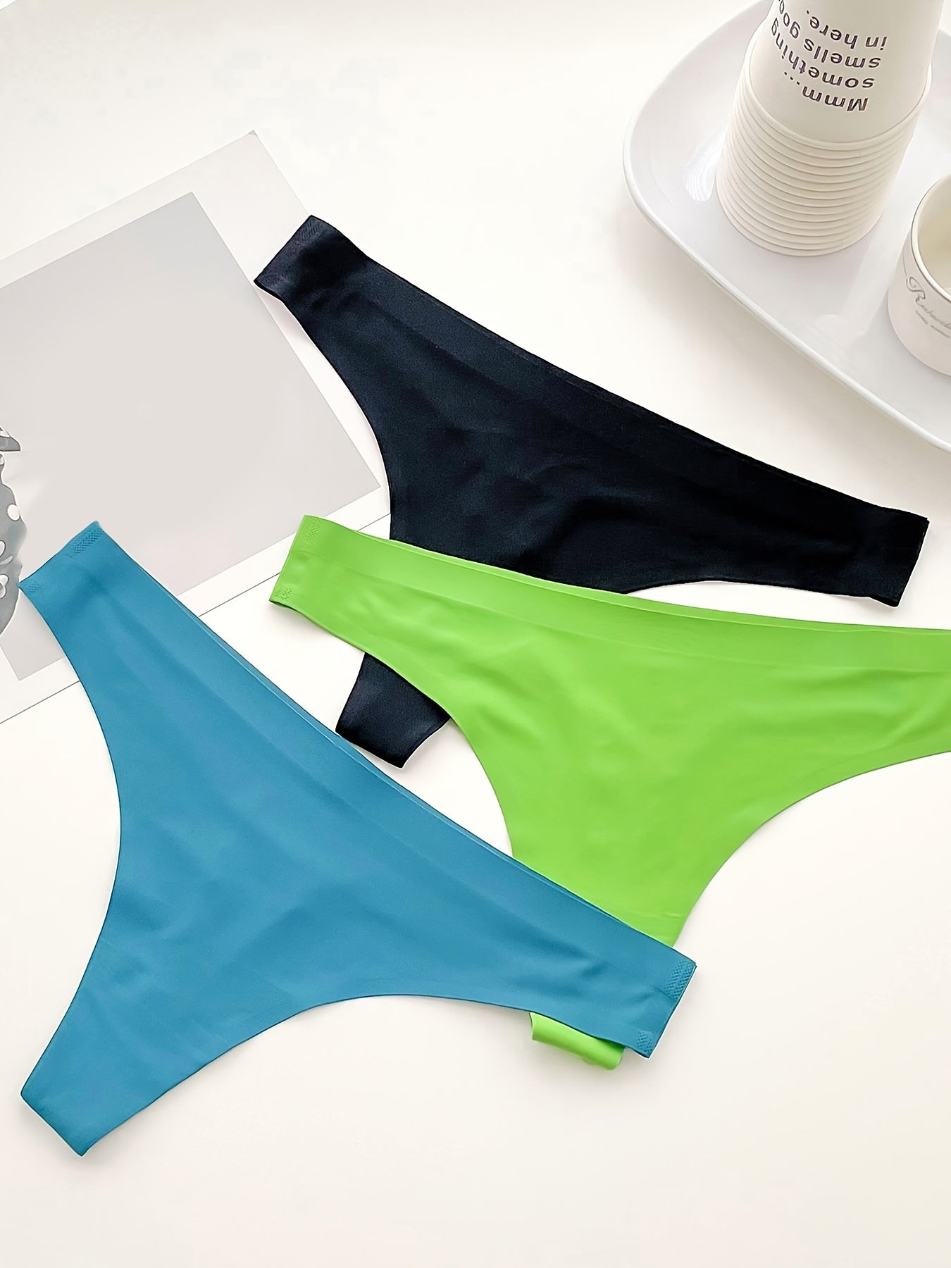 Seven-Pack Thin Breathable Comfortable Seamless Low-Rise Thong Panties, Smooth Fit Minimalist Design Lightweight Fabric, Vstring Panties Noshow Panties, Women's Essentials, 7P7008#, Casual Attire