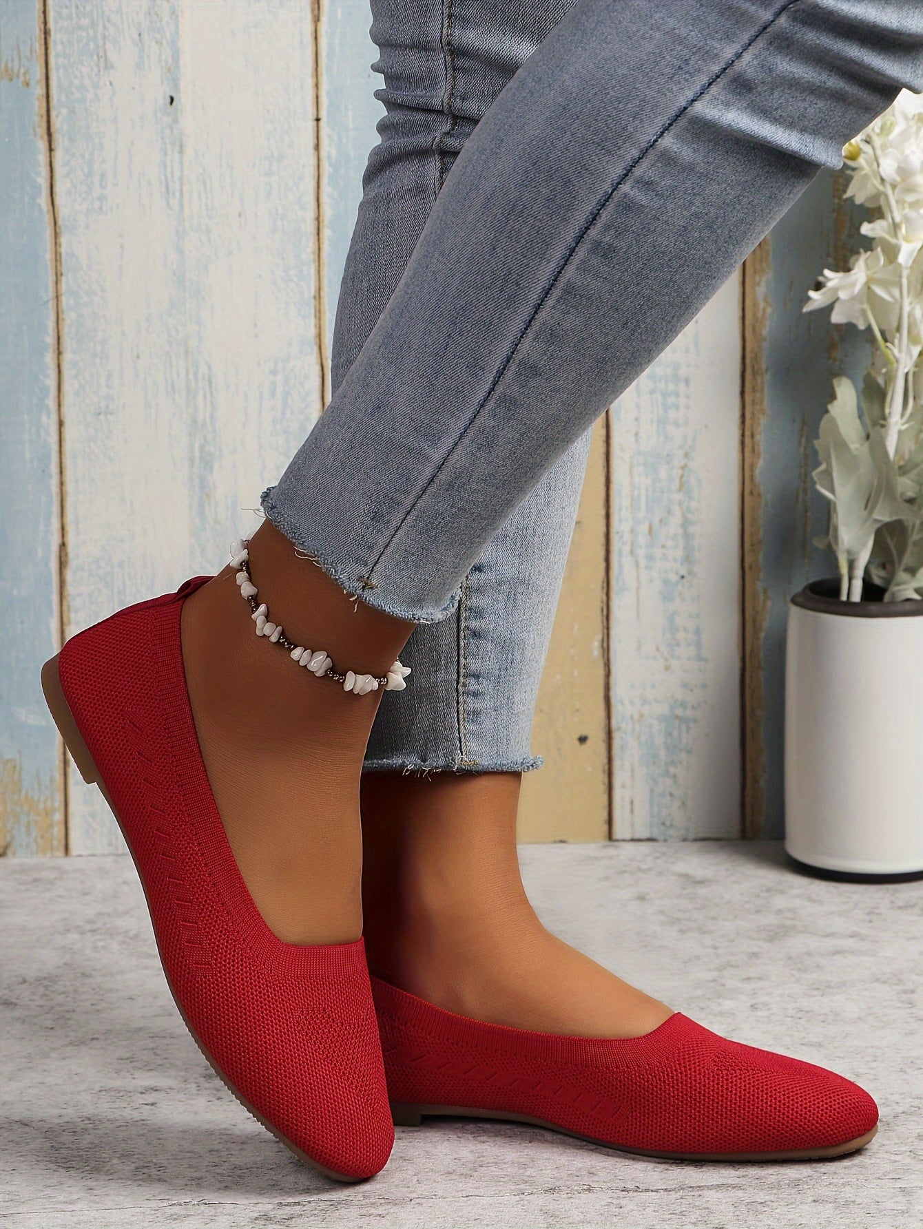 Four Seasons Large Size Women's Shoes New Breathable Casual Flat Soft Sole Comfortable Anti-slip Slip-on Lazy Shoes