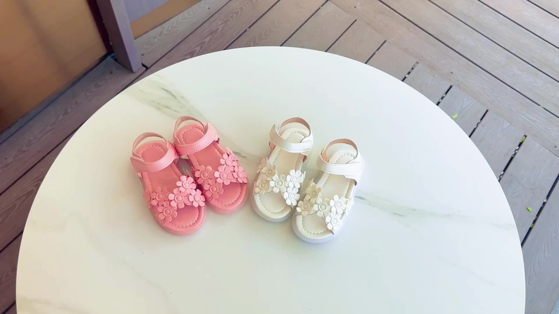 Baby Girls Cute Casual Sandals With Flower Decoration, Non-slip Soft Sole Slip-on Hook And Loop Fastener Shoes For Summer