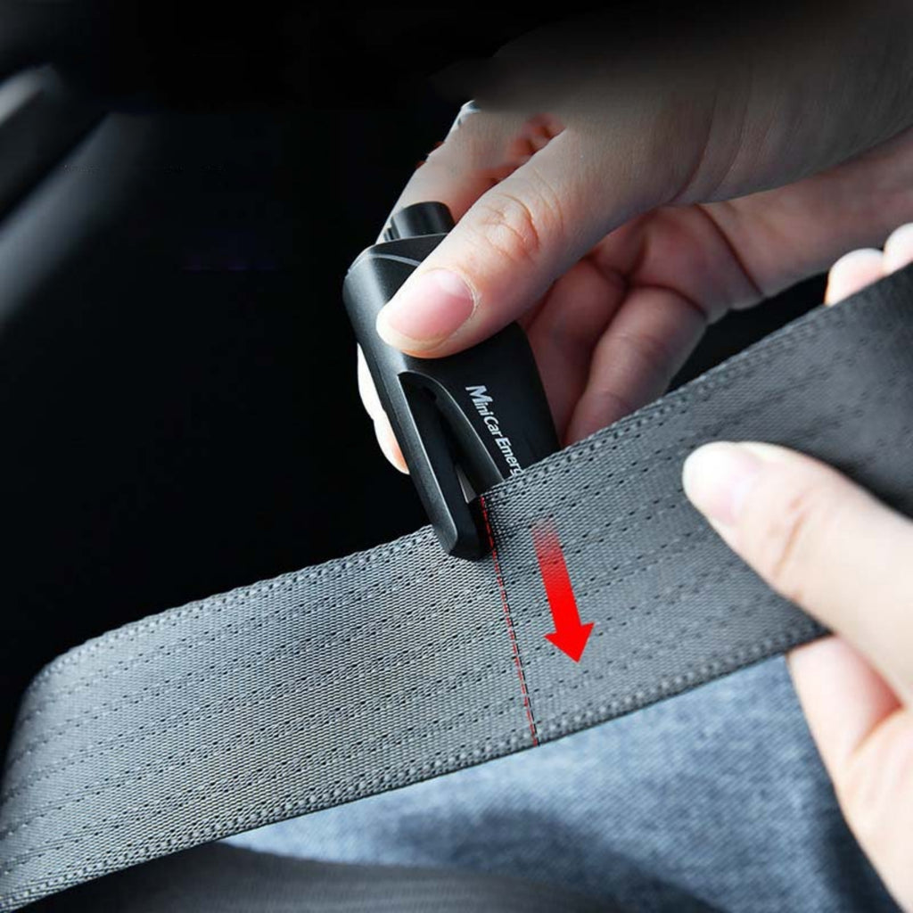 Seatbelt Cutter Window Breaker Keychain 3-in-1 Car Glass Breaker Emergency Escape Tool for Land and Underwater, Car Safety Hammer Automotive Life Safety Tools Kit