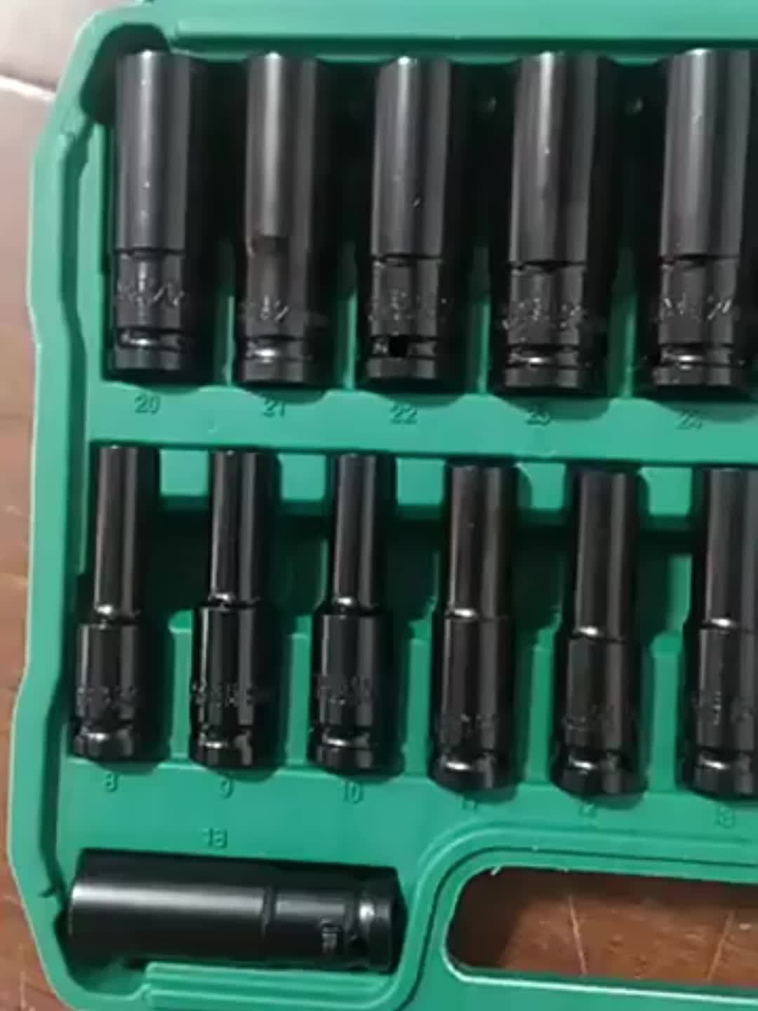 20pc Heavy-Duty Hex Impact Wrench Socket Set - 1/2 Drive, Chrome Vanadium Steel, Metric (8-32mm) Sizes, with Robust Plastic Toolbox - Perfect for Automotive Repair and DIY Projects