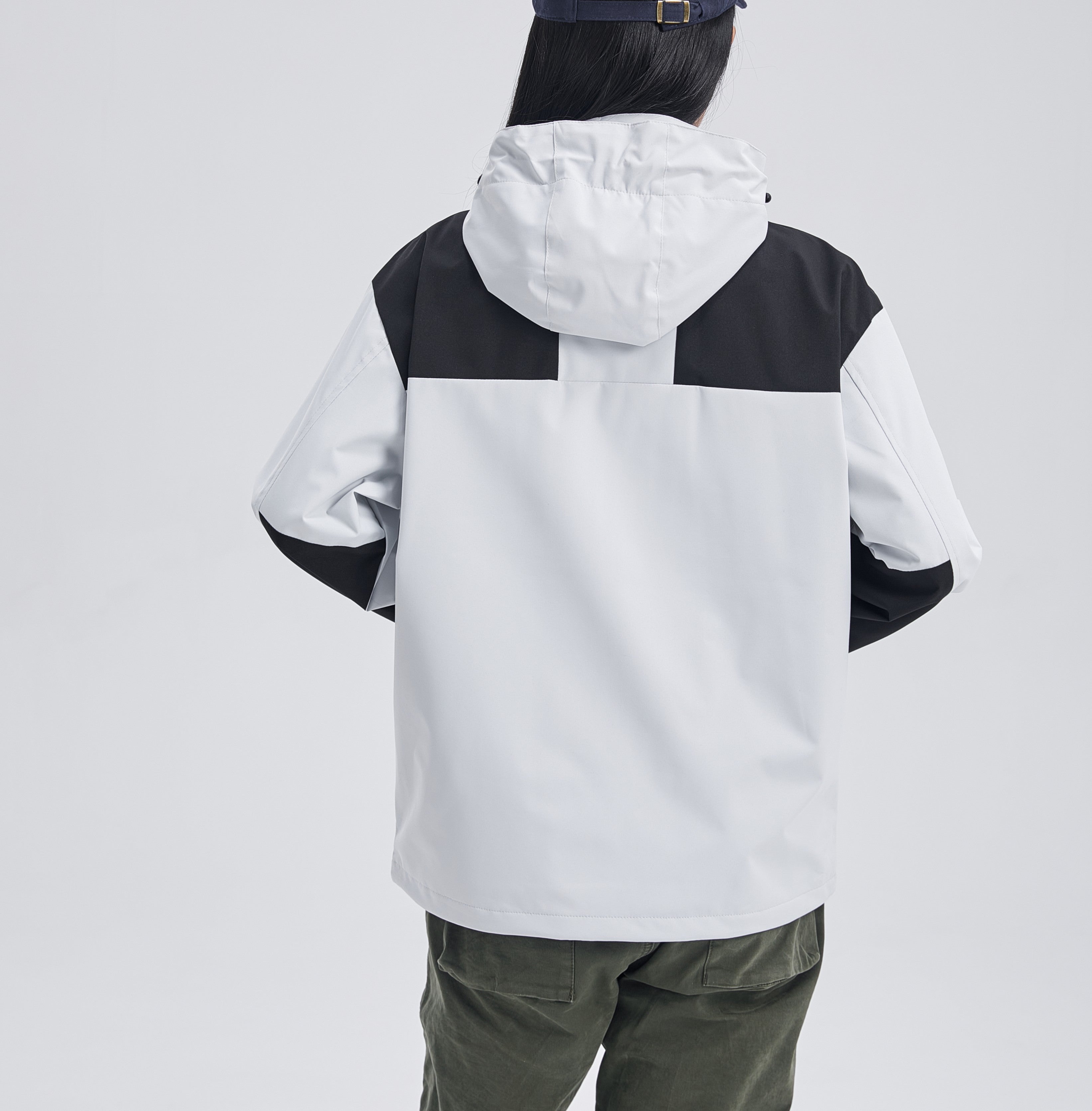 Women's 3-in-1 Outdoor Sports Jacket - Windproof, Waterproof, and Perfect for Mountaineering and Skiing