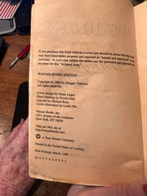 A Strangers Wife   Paperback                                                 B-3