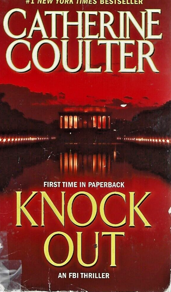 12- PAPERBACK BOOKS MYSTERIES & THRILLERS"VERY GOOD"                        B-20