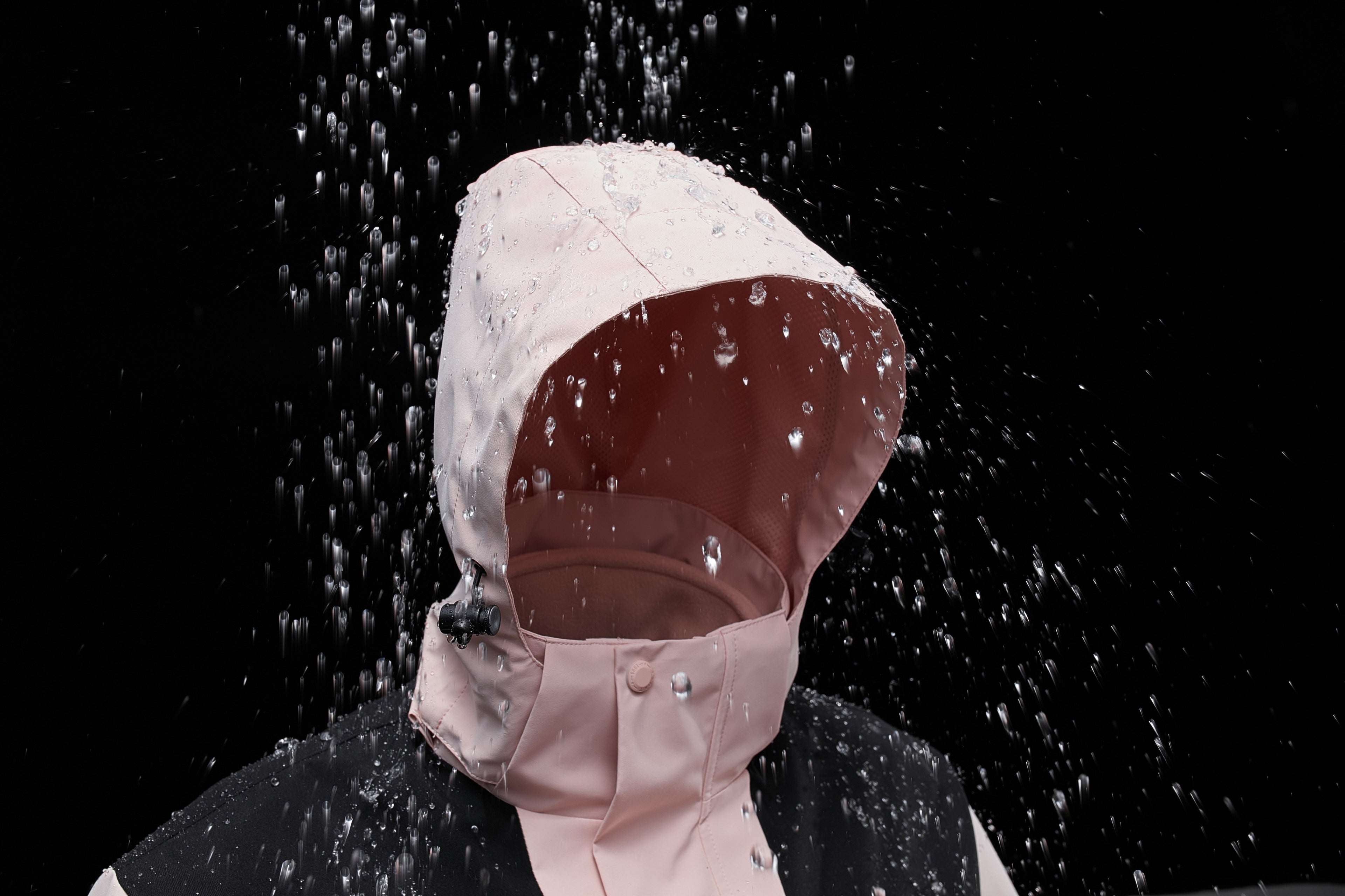 Women's 3-in-1 Outdoor Sports Jacket - Windproof, Waterproof, and Perfect for Mountaineering and Skiing