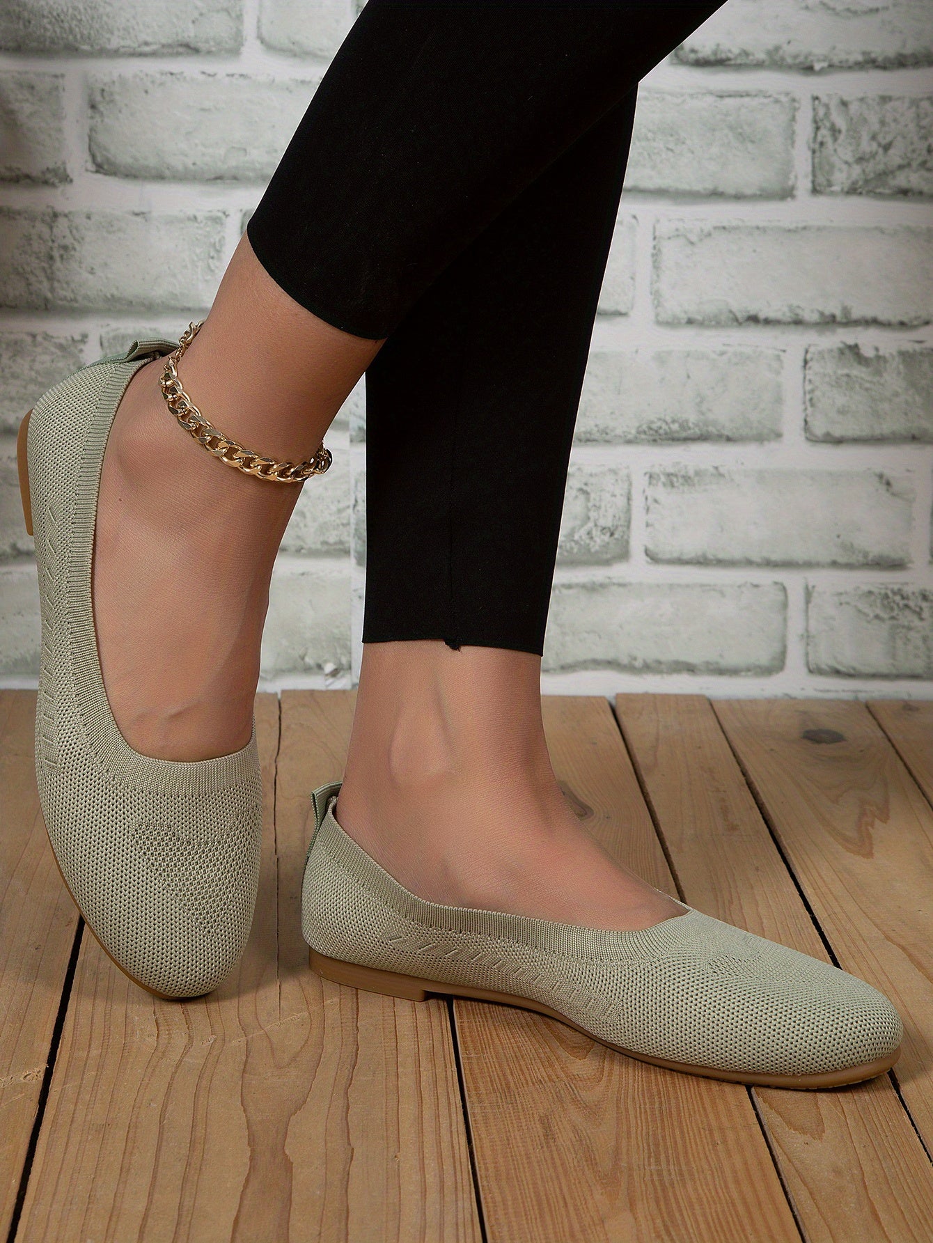 Four Seasons Large Size Women's Shoes New Breathable Casual Flat Soft Sole Comfortable Anti-slip Slip-on Lazy Shoes