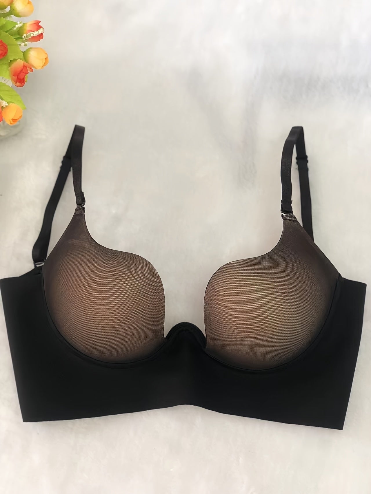 Seamless U-Shaped Back Bra with a Pure And Alluring Design