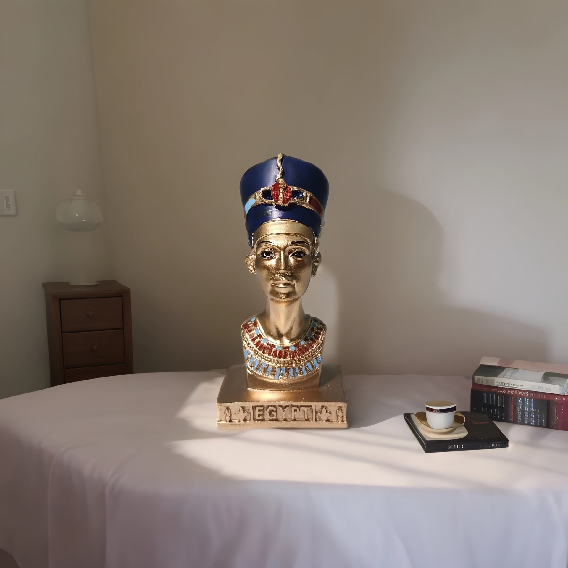 1pc Exquisite Cleopatra Resin Figurine - Home, Room, Garden Decoration, Tourist Souvenir, Bookcase Art - Unique Holiday Gift, Collectible Statue