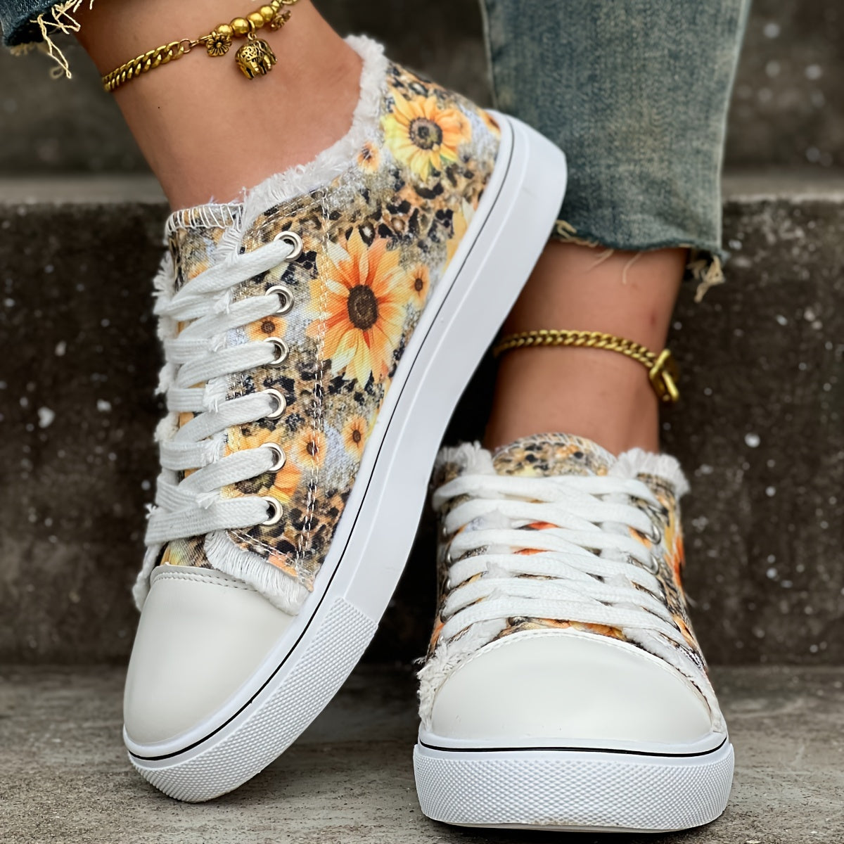 Womens Sunflower Canvas Shoes - Vibrant Print, Comfortable Casual Lace-Up Design - Perfect for Outdoor Walking Adventures, Ultra-Lightweight & Low Top