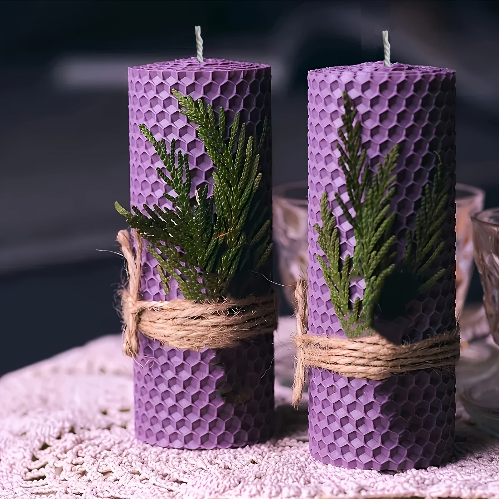 4pcs 100% Beeswax Candles Gift Box Set of 4 Natural Hand Rolled Pillar Candles for Gift And Home Decor,With Honeycomb Texture for Gift And Candle Decor