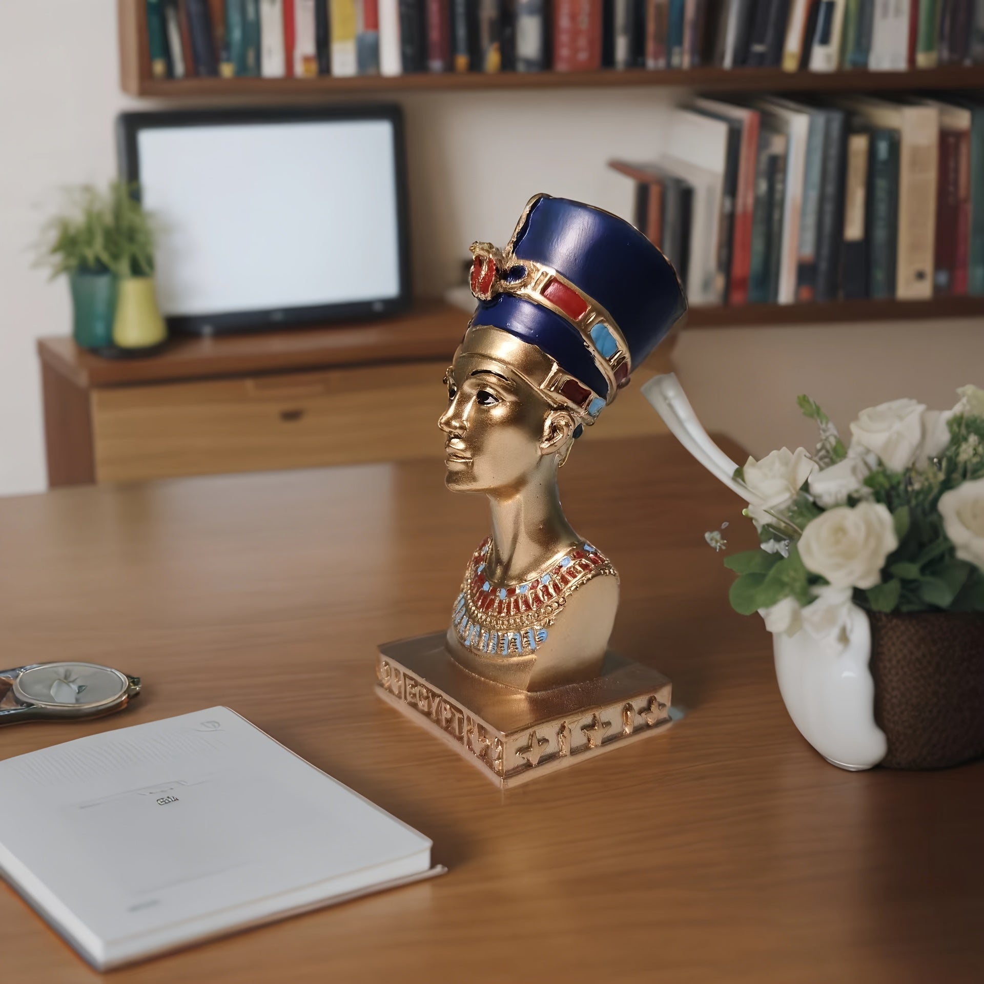 1pc Exquisite Cleopatra Resin Figurine - Home, Room, Garden Decoration, Tourist Souvenir, Bookcase Art - Unique Holiday Gift, Collectible Statue