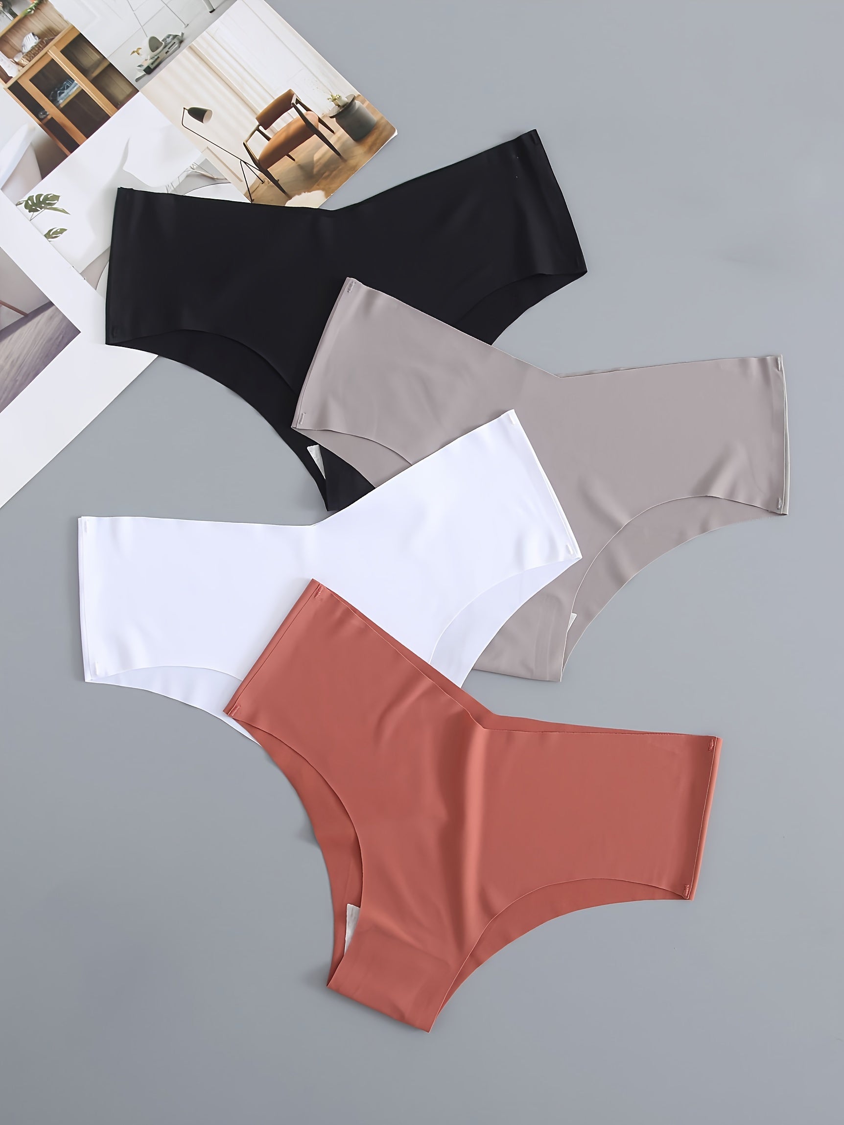 Set of Four Seamless Women'S Triangle Panties for Comfortable Sports Wear.