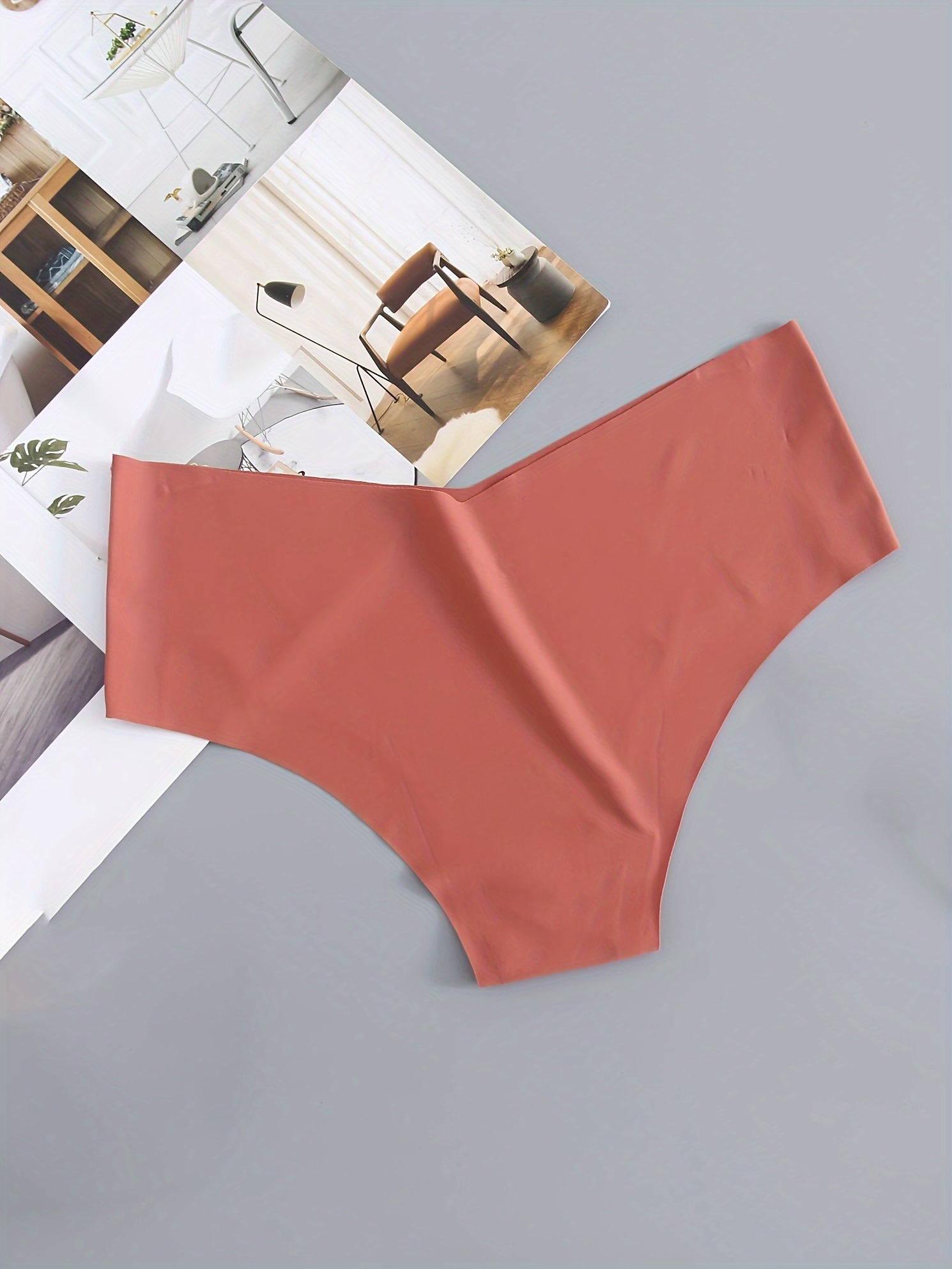 Set of Four Seamless Women'S Triangle Panties for Comfortable Sports Wear.