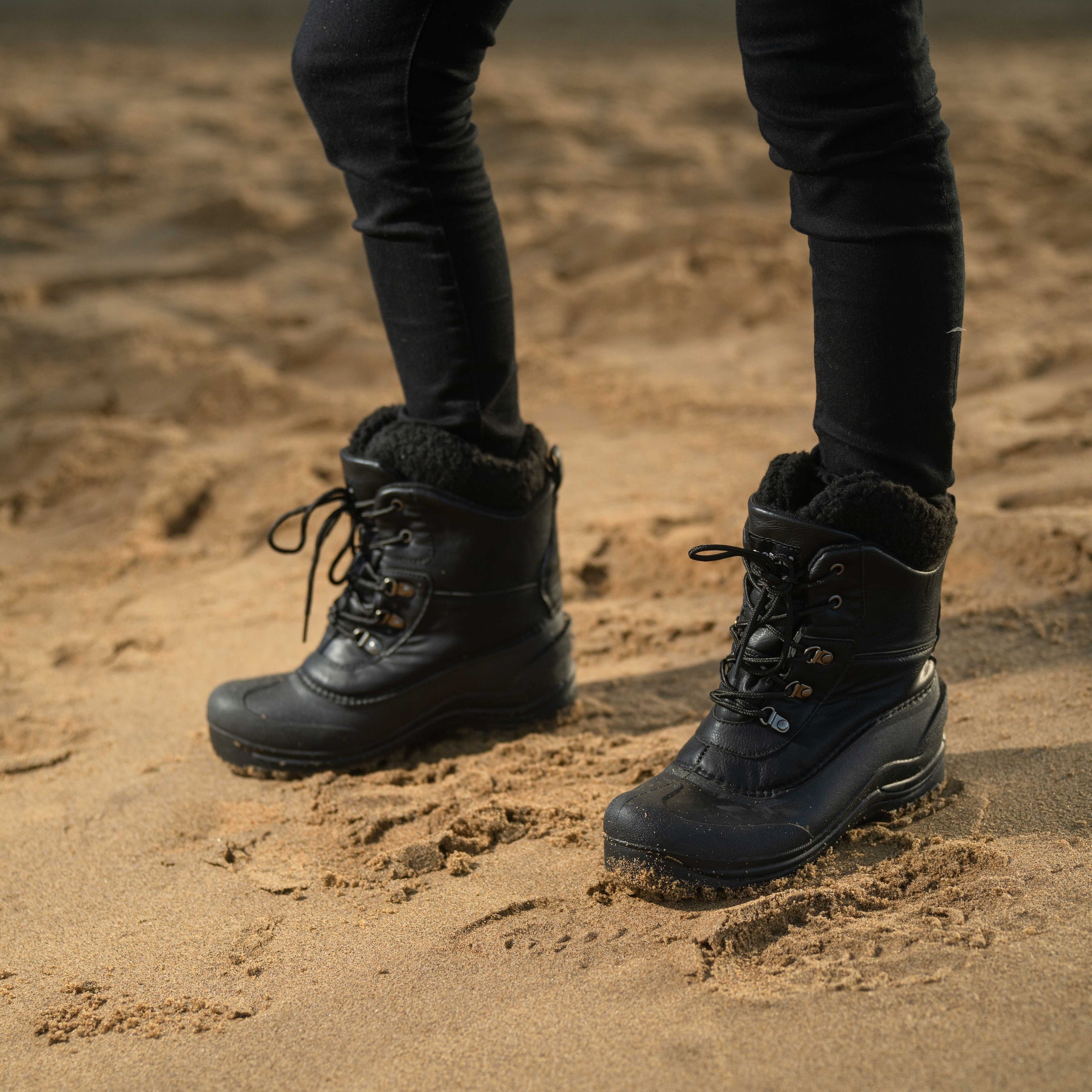 [Popular Choice] Riemot Men's High Quality Snow Boots - Durable, Non-Slip Traction Sole for Hiking,