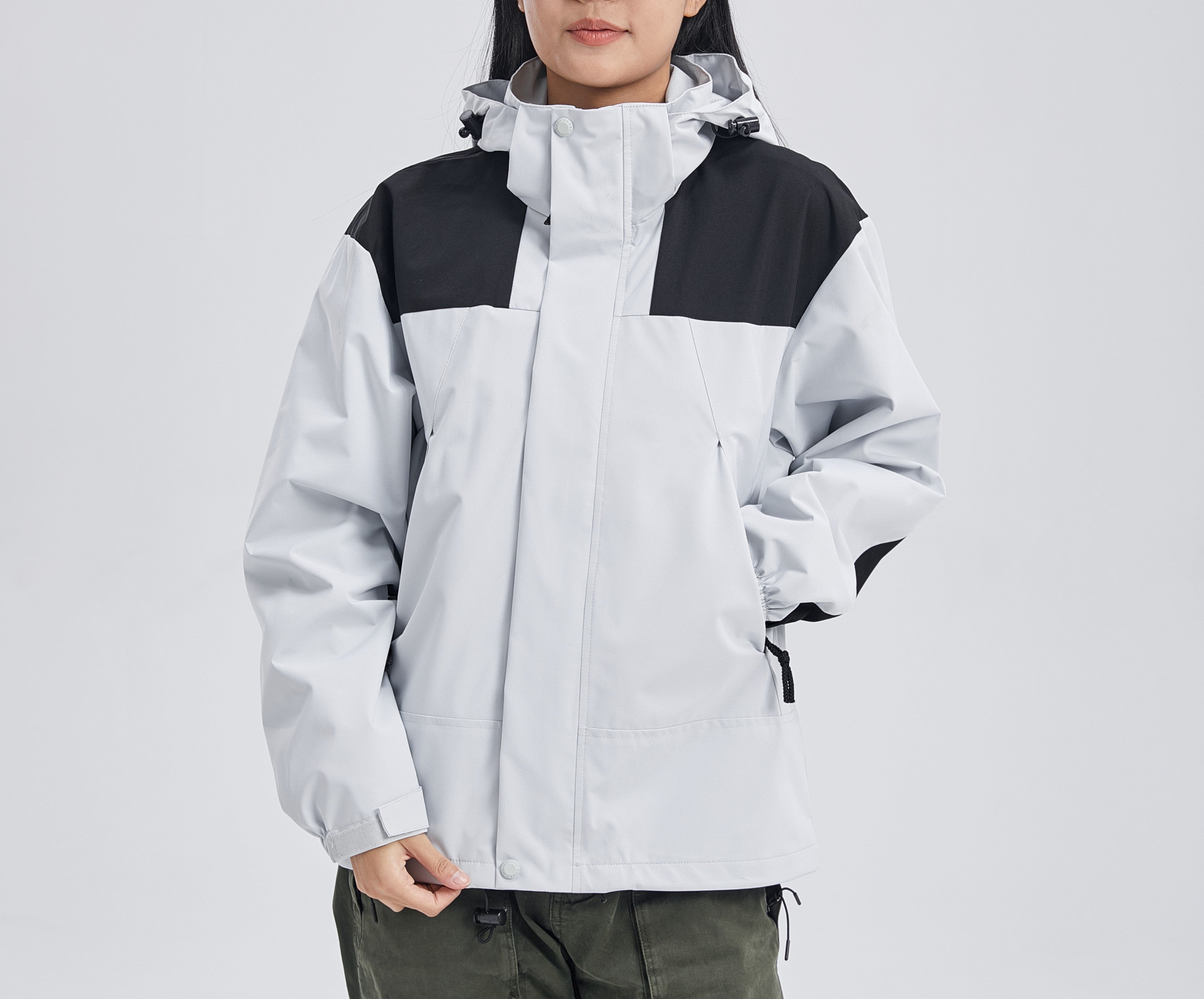 Women's 3-in-1 Outdoor Sports Jacket - Windproof, Waterproof, and Perfect for Mountaineering and Skiing