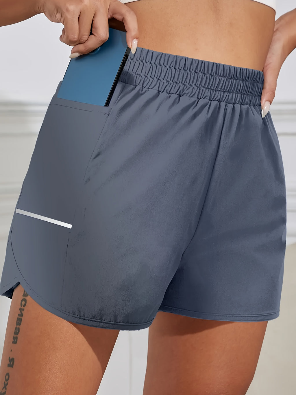 Women's Sports Shorts With Phone Pocket, Elastic Waist Quick Drying Running Shorts, Women's Activewear