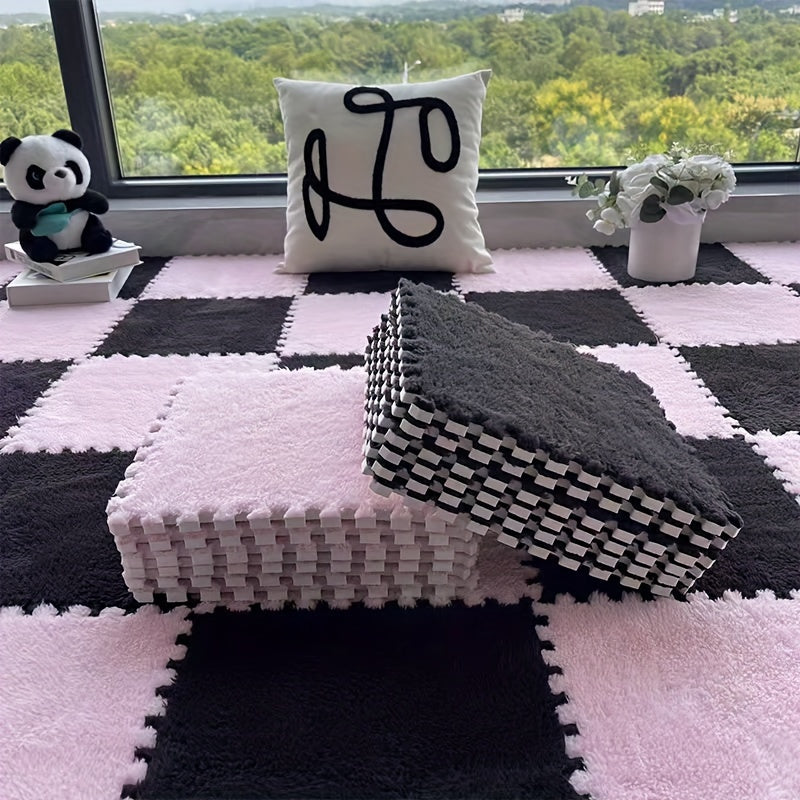 [Soft Coral Fleece Mat] 30pcs Soft Coral Fleece Checkered Area Mat - Soundproof, Black/White/Light Green - Low-Piece, Perfect for Bedroom, Living Room, Playroom, Year-Round Comfort & Style, Bedroom Floor Decor | Checkered Pat