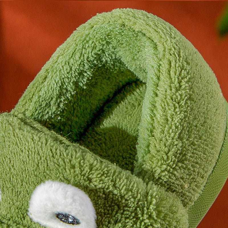 Boys' Dinosaur Slippers with Plush TPR Sole & Alligator/Crocodile Teeth - Warm Winter Indoor/Outdoor, Green & White Low-Top Easy Slip-On for, Cute Dino Footwear for Bedtime & Play