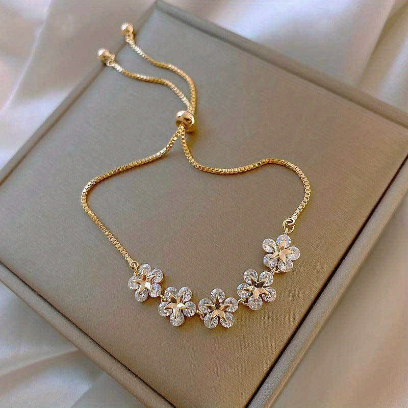 [Shiny Bracelet] Shiny Synthetic Zirconia Copper Adjustable Flower Beaded Chain Bracelet Inlaid | Hand Jewelry Decor for Women