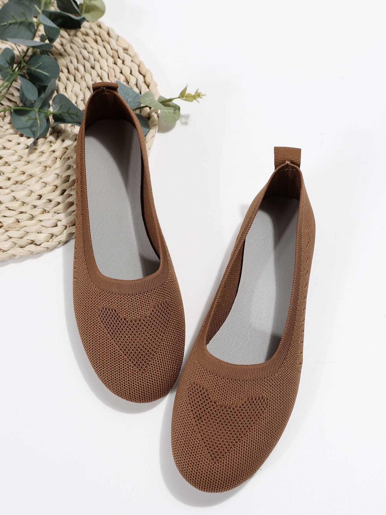 Four Seasons Large Size Women's Shoes New Breathable Casual Flat Soft Sole Comfortable Anti-slip Slip-on Lazy Shoes