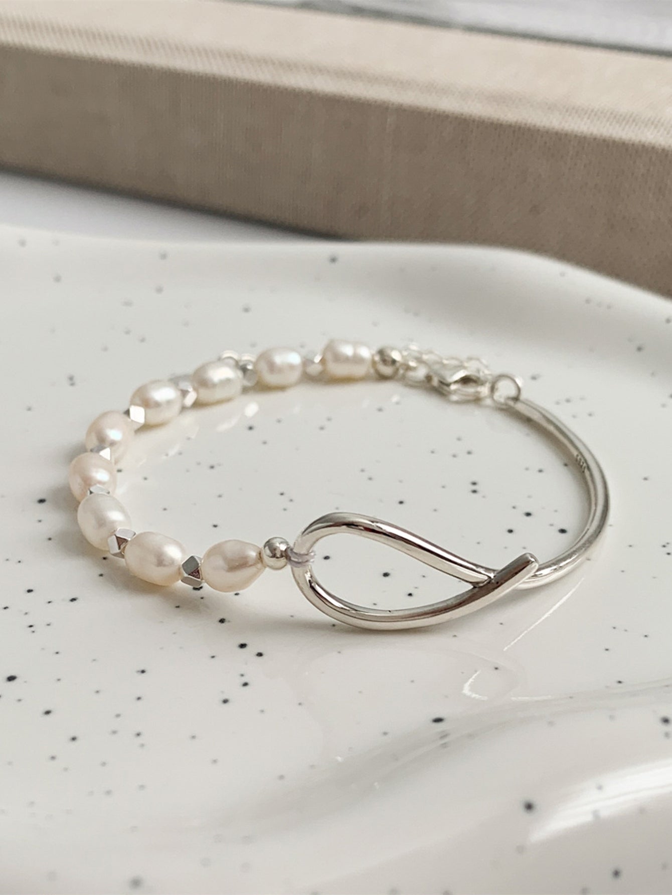 925 Sterling Silver Bracelet For Women Natural Pearl Bangle Elegant Decor Bracelet For Wedding