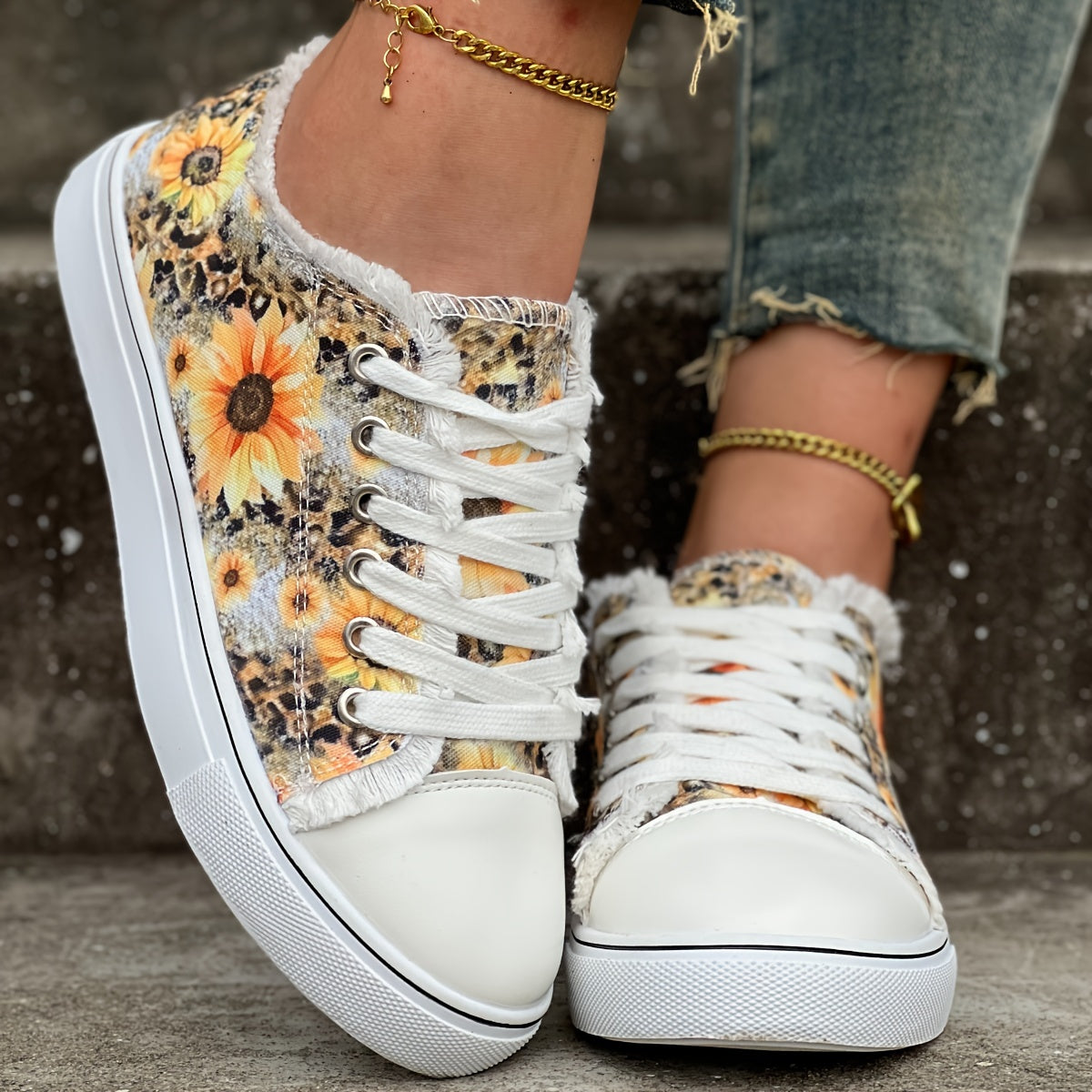 Womens Sunflower Canvas Shoes - Vibrant Print, Comfortable Casual Lace-Up Design - Perfect for Outdoor Walking Adventures, Ultra-Lightweight & Low Top