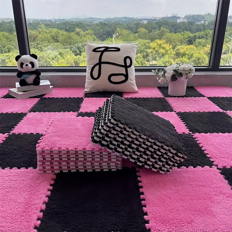 [Soft Coral Fleece Mat] 30pcs Soft Coral Fleece Checkered Area Mat - Soundproof, Black/White/Light Green - Low-Piece, Perfect for Bedroom, Living Room, Playroom, Year-Round Comfort & Style, Bedroom Floor Decor | Checkered Pat