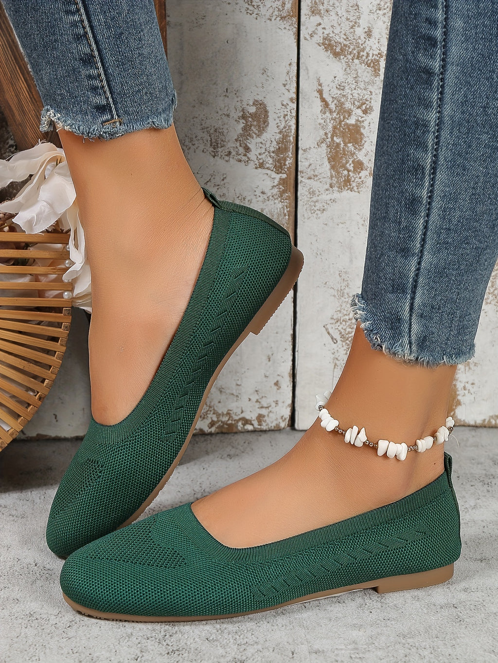 Four Seasons Large Size Women's Shoes New Breathable Casual Flat Soft Sole Comfortable Anti-slip Slip-on Lazy Shoes