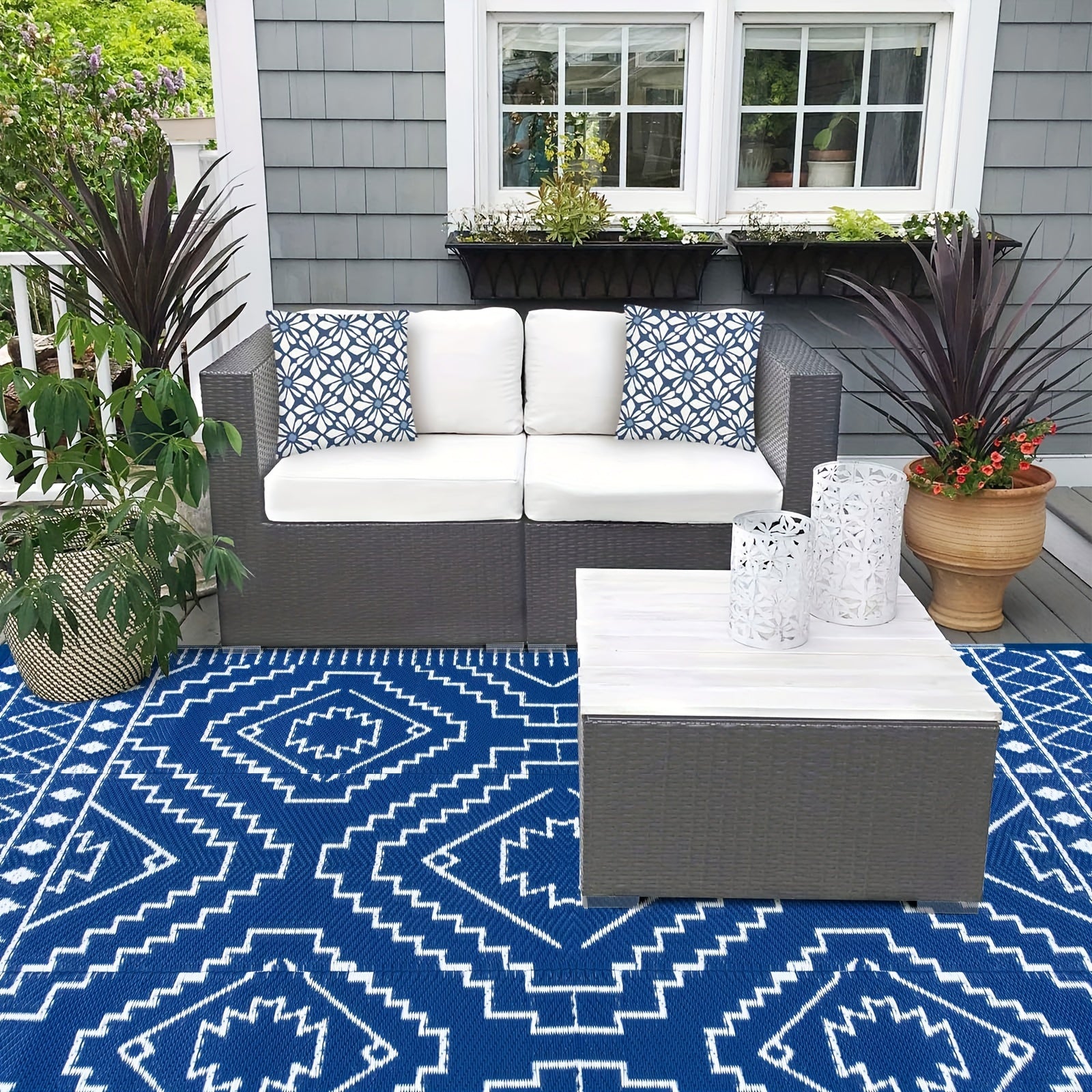 Large Outdoor Mat – Reversible Lightweight Straw Area Mat with Geometric Black & Beige Pattern for RV, Camping, Beach, and Patio Decor, Outdoor Rugs