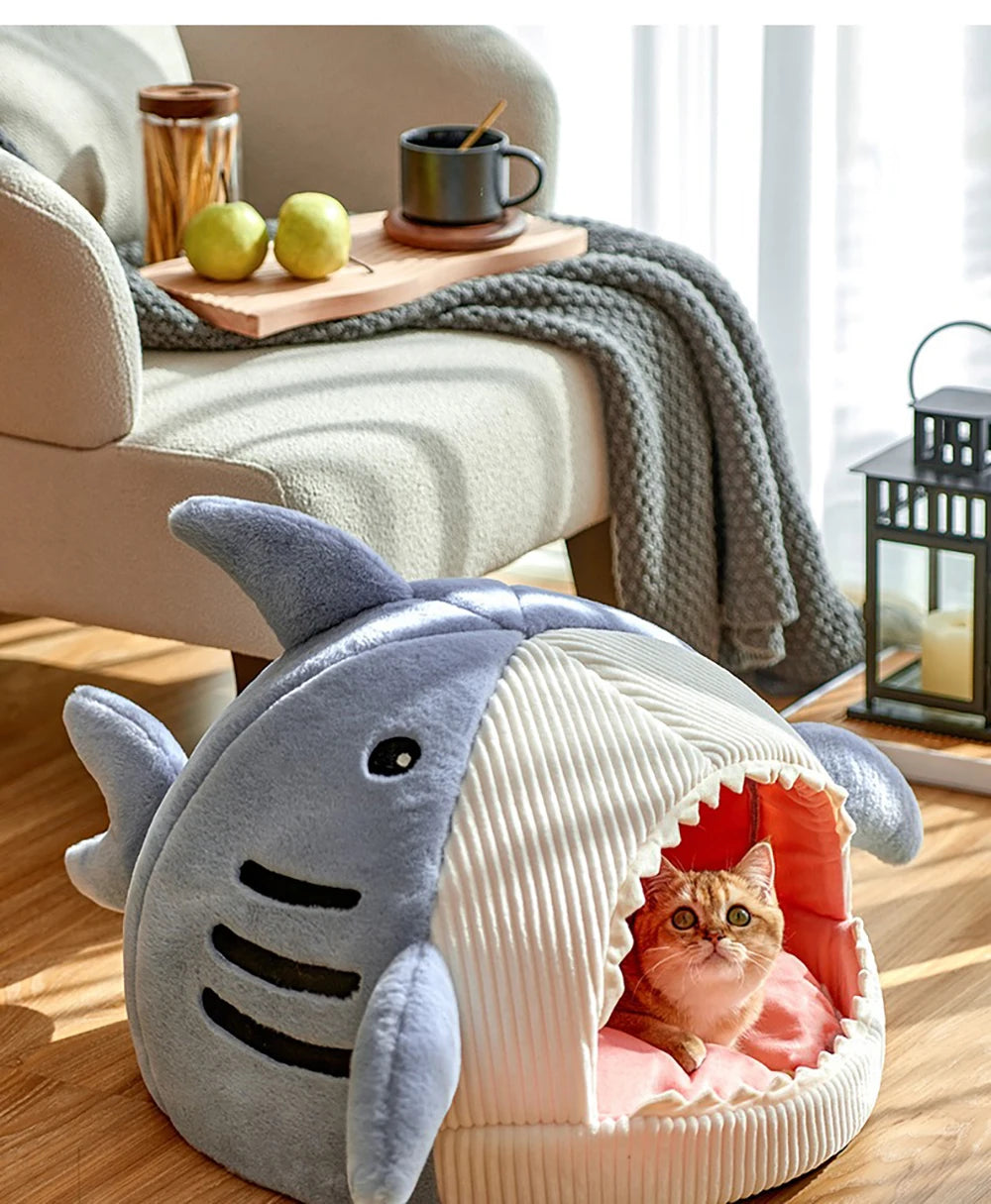 Enclosed Warm Cat Bed For Portable Pet Beds Sweet Kittens Basket Cushion Cat Pillow Mat Tent Puppy Nest Cave Cats House Goods