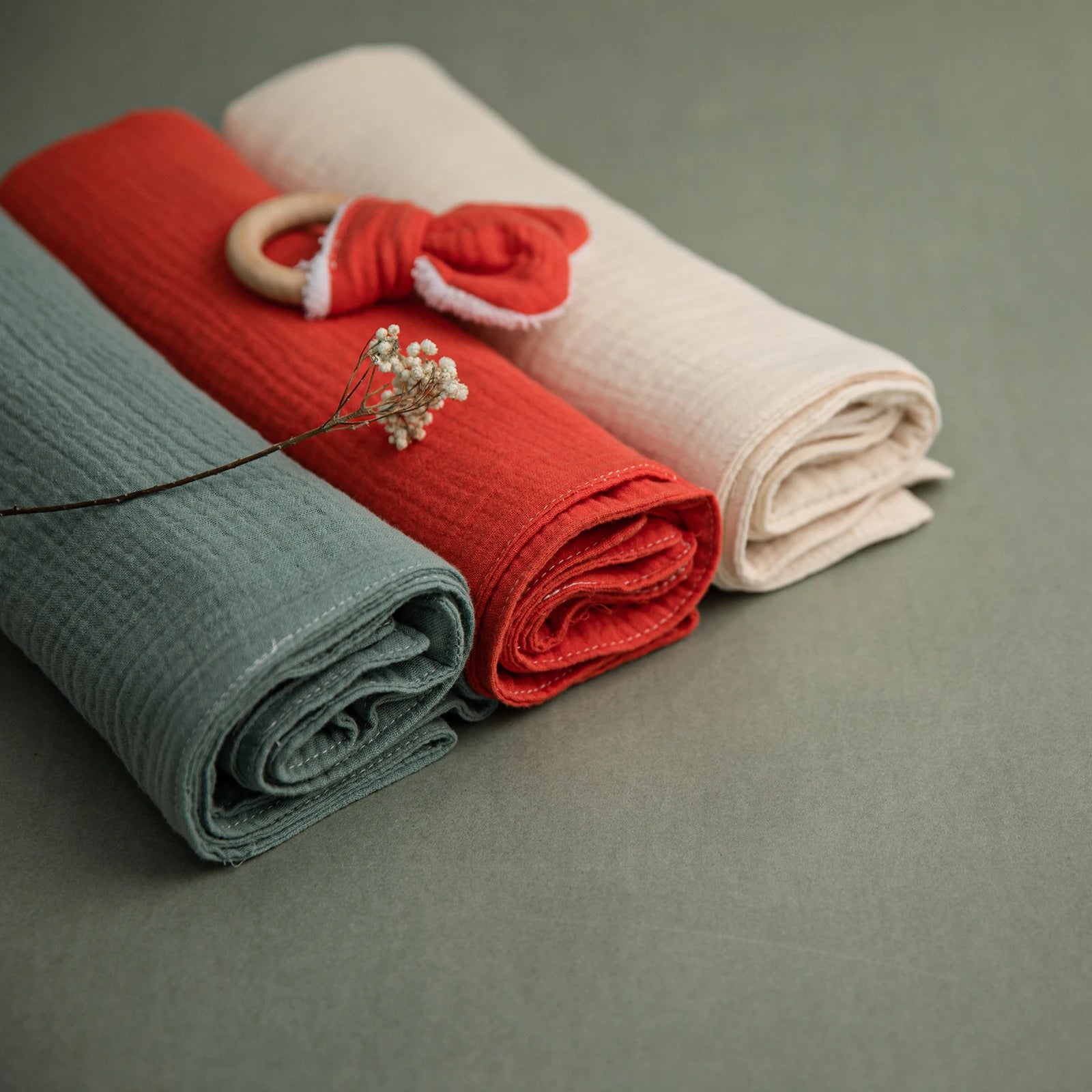 Baby Towel Newborn Bath Towels Comfortable Soft Baby Bathrobe Cute Solid Beach Cotton Towel kids Babies Blanket Products
