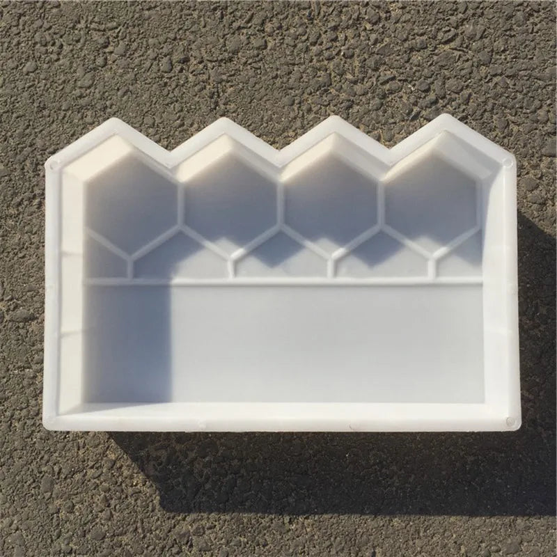 Garden Fence Concrete Stone Road Flower Bed DIY Decoration Pave Making Plastic Reusable Antique Cement Brick Mold