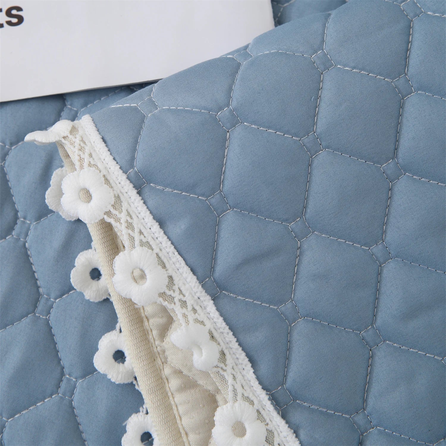 Quilted Sofa Cover Dogs Pets Kid Anti-Slip Couch Covers Anti-wear Slipcovers Furniture Protector Seat Cover