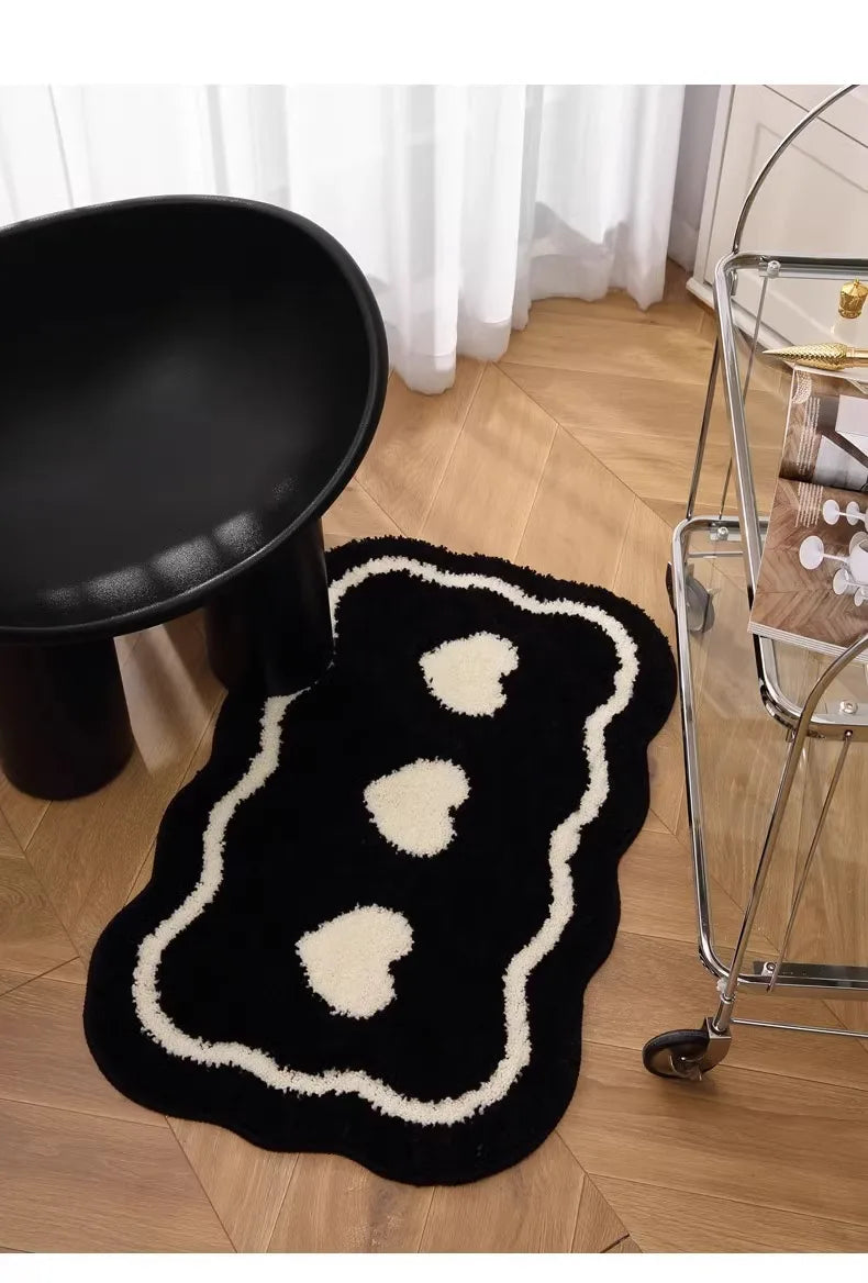 Bathroom Modern Rugs Non-Slip Black with White Mats Funny Heart Design Washable Bath Rugs Microfiber 욕실 소품 세트  גומי למקלחת רצפה