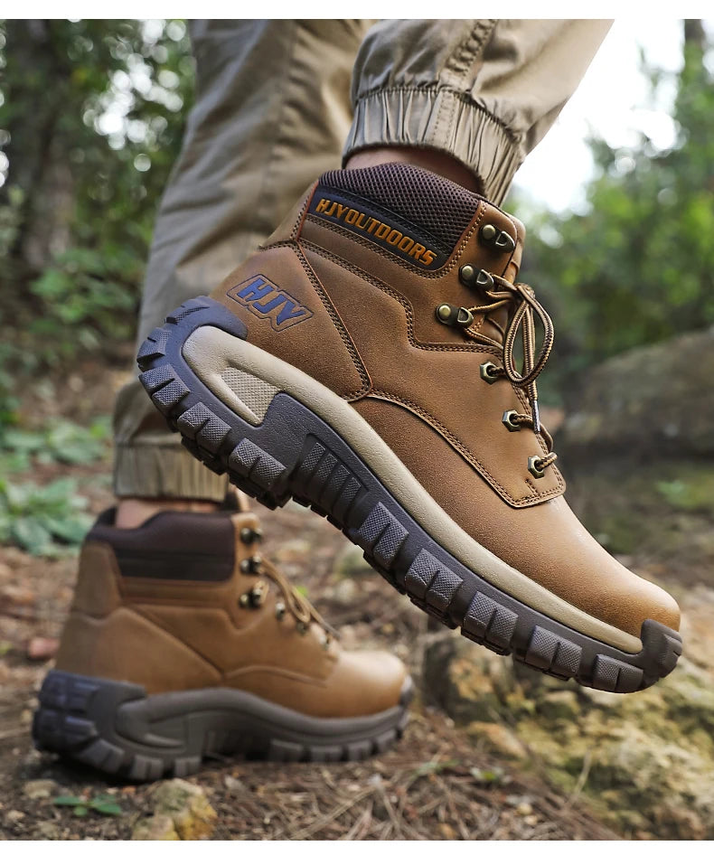 High-Top Leather Men's Boots Breathable Desert Combat Boots Outdoor Non-slip Hiking Boots Men Motorcycle Boots Work Ankle Boots