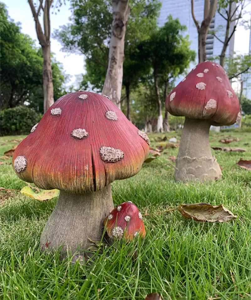 Garden Creative Simulation Mushroom Resin Decoration Items Outdoor Courtyard Lawn Accessories Kindergarten Landscape Ornaments