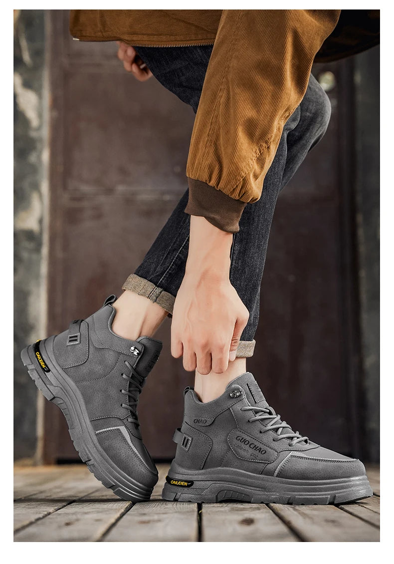 High Top Boots Four Season Outdoor Work Shoes Men's Anti Slip and Comfortable Black Boots Fashion British Casual Leather Boots