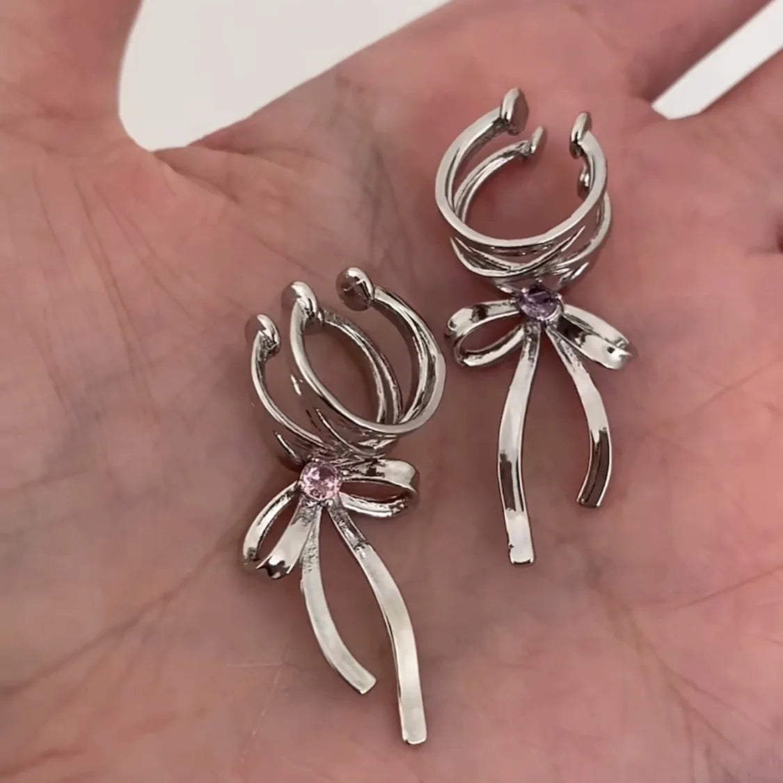 New Elegant Aesthetics Bow Knot Clip Earrings Women Non-Piercing Ear Clips Ballet Ribbon Style Ear Cuff Fashion Earrings Jewelry