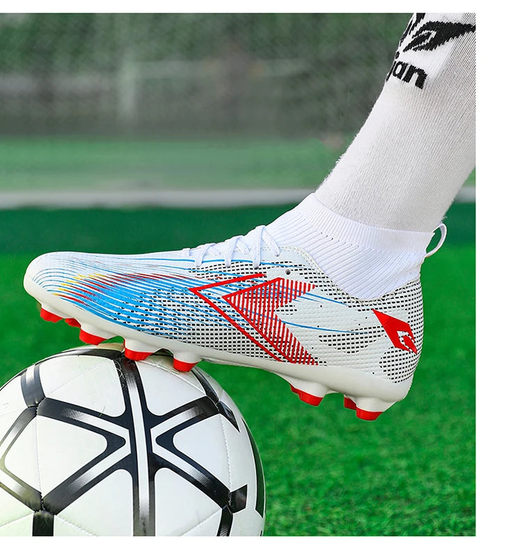 New High-Quality Sports Shoes with Strong Grip, Non-Slip and Wear-Resistant, Special Football Shoes for Youth and Adults for Competition and Training
