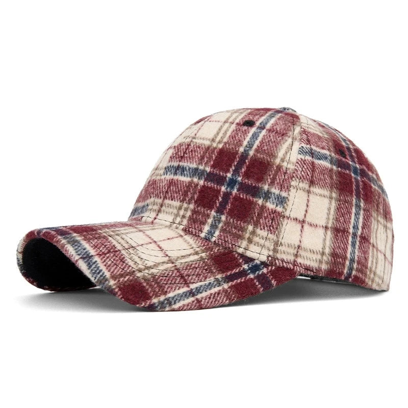 Hats for Men and Women New Classic Plaid Baseball Cap for Autumn and Winter Hard-Brimmed Face-Slimming Duckbill Cap Sun Hat